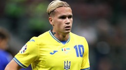 ukraiński piłkarz tłumaczy skandaliczne wpisy. mudryk jeszcze bardziej się pogrążył