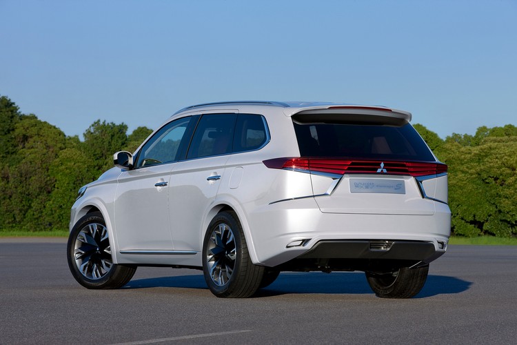 Mitsubishi outlander PHEV Concept-S