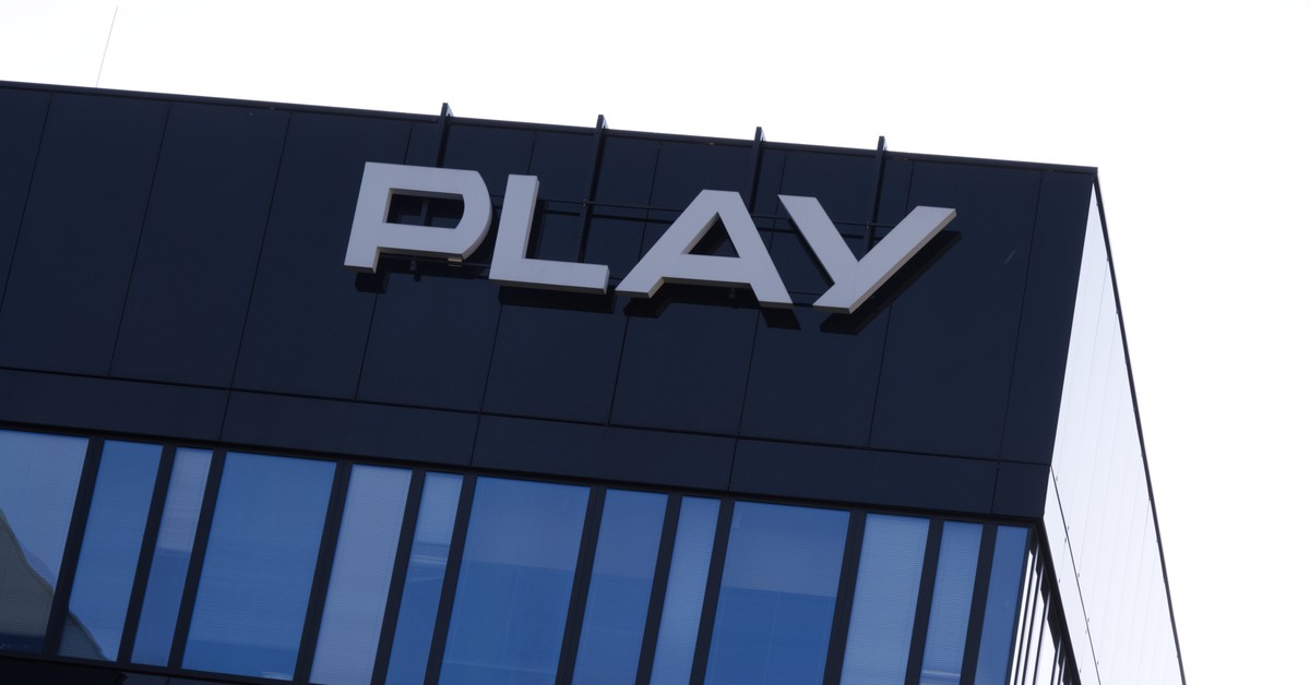 Wysoka kara dla operatora sieci Play. P4 musi zapłacić ponad 108 mln zł i zwrócić nienależnie pobrane opłaty