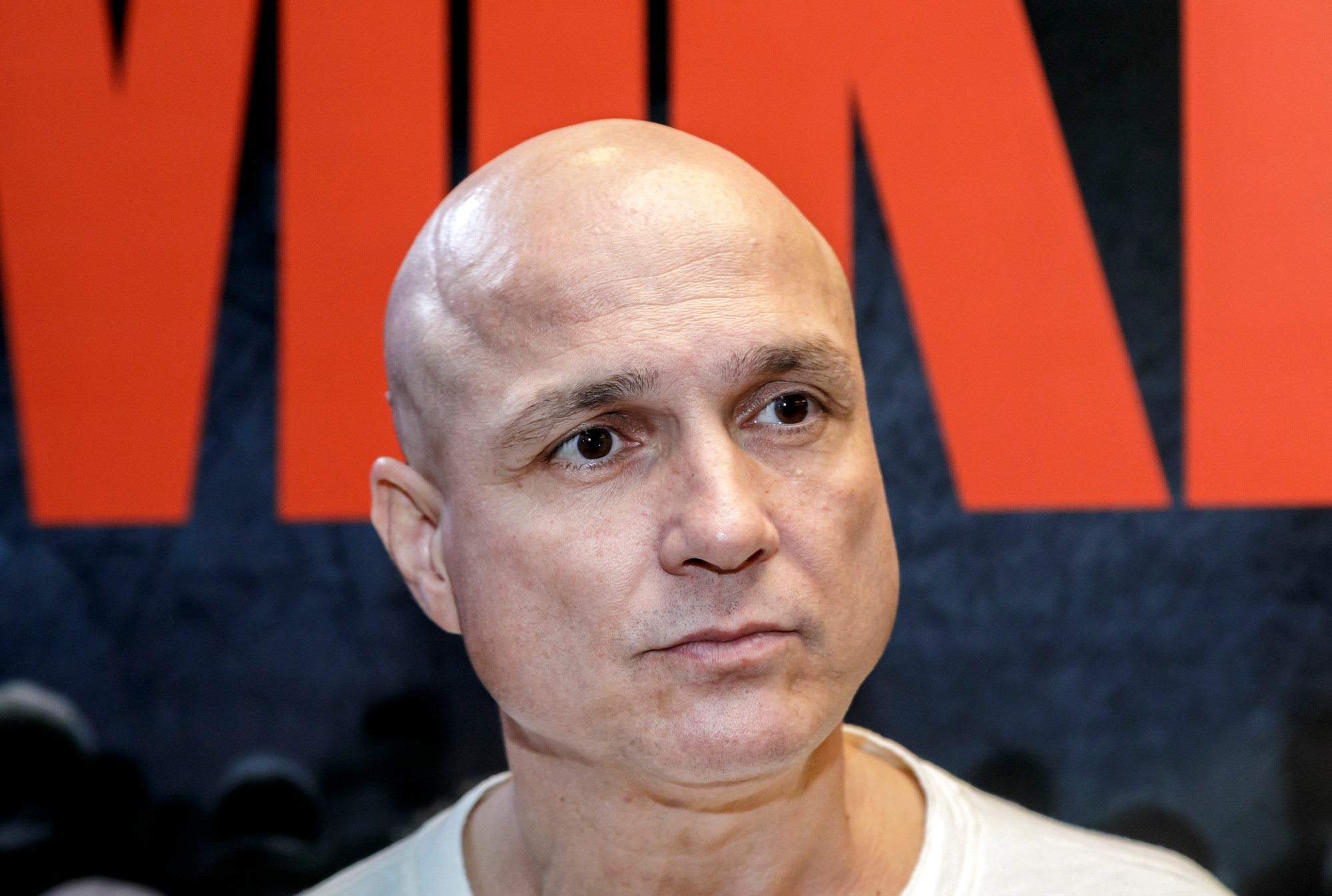 Novinárska projekcia filmu Miki v Bratislave - herec Dušan Cinkota.