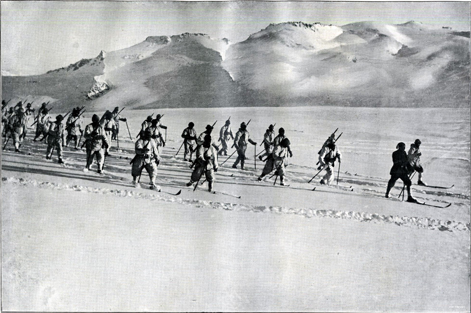 Włoscy żołnierze na lodowcu Presena, 13 stycznia 1918 r.