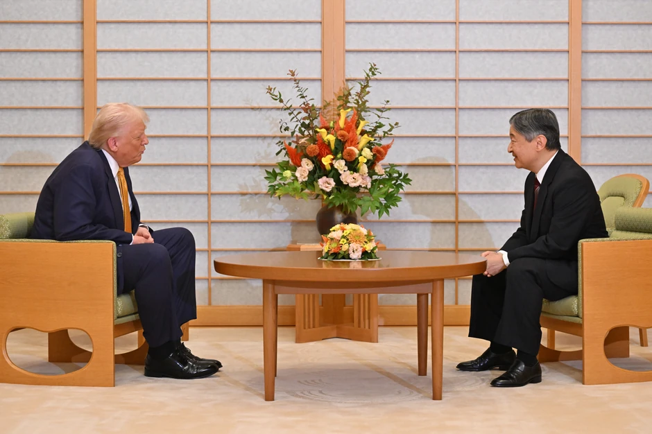 Donald Tramp i car Naruhito