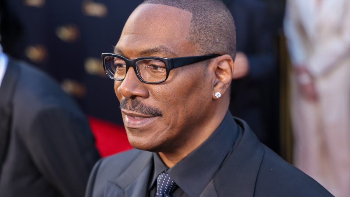 Edi Marfi oženjen vanserijskom lepoticom: Mlađa je od njega 18 godina, dobili dvoje dece