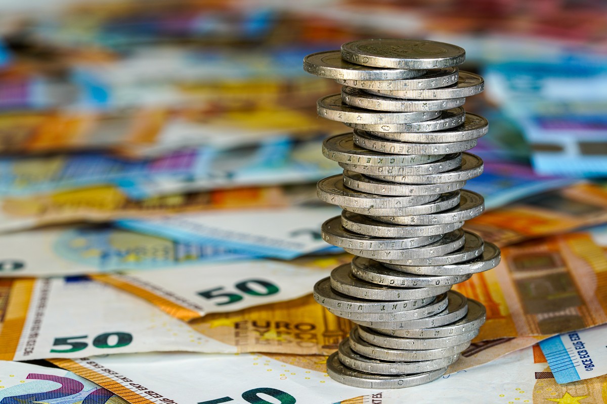 Czy po 10 latach żałują przyjęcia euro?