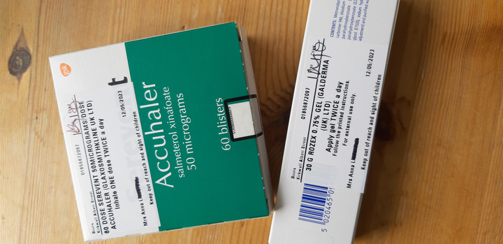 Leki mają etykietyz nazwiskiem pacjenta i dawkowaniem