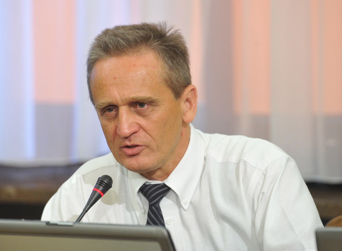 Prof. Chris Cieszewski