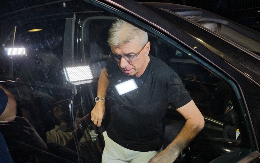 Saša Popović na štakama