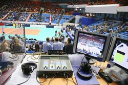 Komentatorzy telewizyjni częściej chwalą sportowców o jaśniejszej skórze