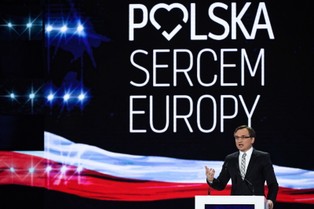 Ekspert: PiS nie powiela błędów z 2007 roku. Partia demitologizuje narrację opozycji