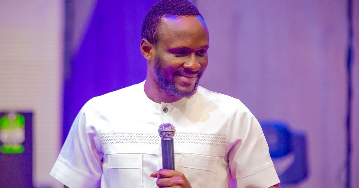 Pastor Elvis Agyemang's biography: age, wife, Alpha Hour, church, books, net worth - Vimarsana News