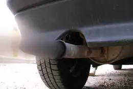 Diesel kopci - dlaczego diesel dymi i jaką usterkę wskazuje kolor dymu?