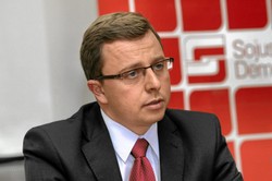 Polityk SLD: Gowin nadpremierem, a Tusk jego zakładnikiem