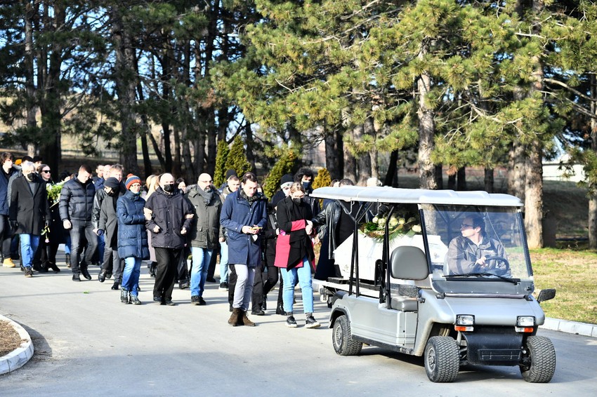 Dostana Nikolić sahranagroblje Lešće
