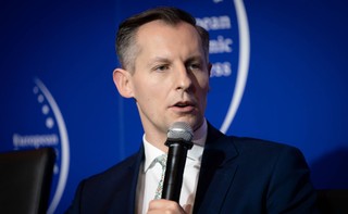 UOKiK: Banki zniechęcają do wakacji kredytowych