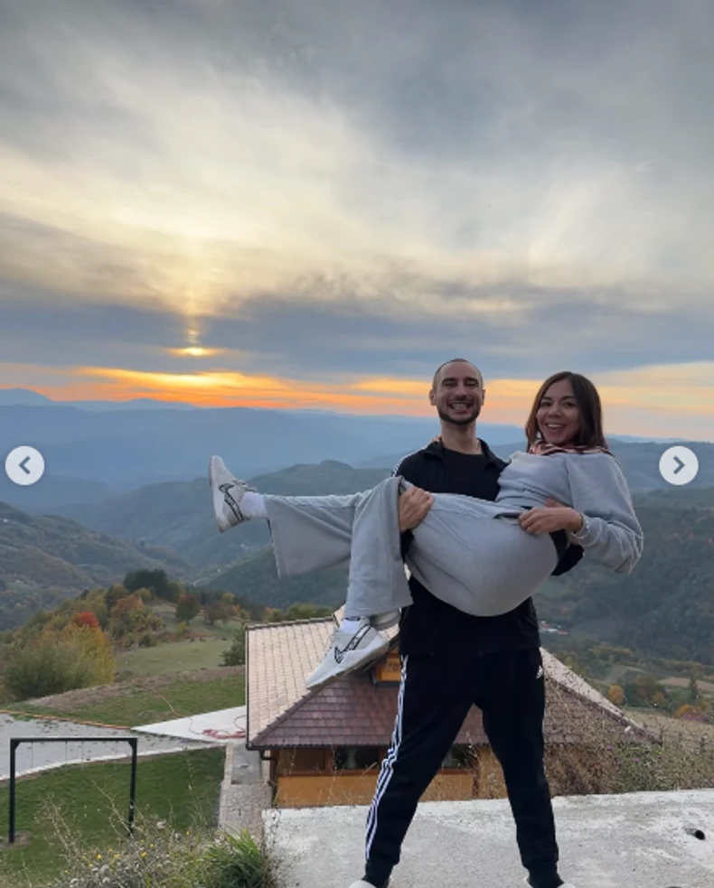 Milan Ponjević sa devojkom