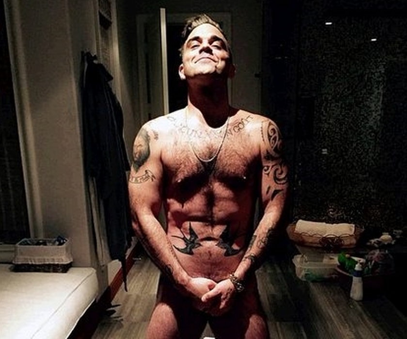 Robbie Williams nago