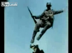 Zobacz lądowanie w Normandii. W kolorze