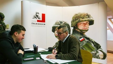 Powołania do wojska 2026: MON ujawnia limity i listę roczników. Sprawdź, kto dostanie wezwanie