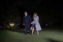 Melania Trump dwa razy w modnej kracie. Który płaszcz lepszy?