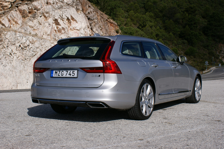 Volvo V90