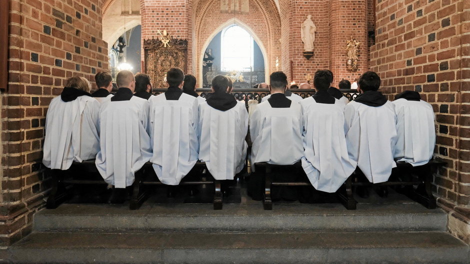 Spada liczba kandydatów do kapłaństwa (zdjęcie ilustracyjne)