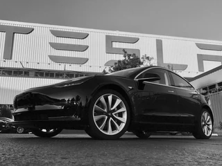 Tesla - Model 3