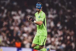 Kamil Grabara zapracował na transfer. Przejdzie do VfL Wolfsburg