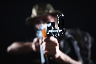 Prezydent podpisał nowelizację ustaw dotyczących obrotu bronią