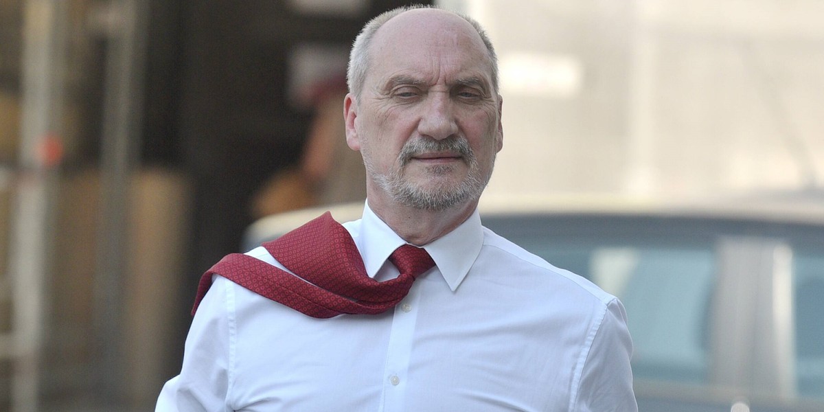  Antoni Macierewicz