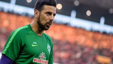 Sporo romantyzmu, trochę sportowego sensu. Po co Werderowi Brema Claudio Pizarro?