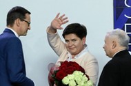 Mateusz Morawiecki, Beata Szydło i Jarosław Kaczyński podczas wieczoru wyborczego PiS na Nowogrodzkiej. 26.05.2019 r.