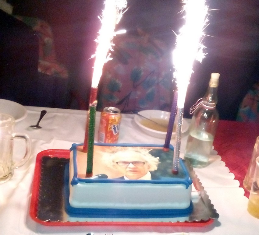 Torta sa likom ministra kulture Ivana Tasovca