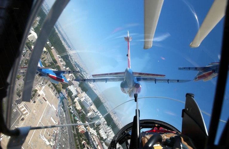 Patrouille de France to zespół akrobacyjny Francuskich Sił Powietrznych