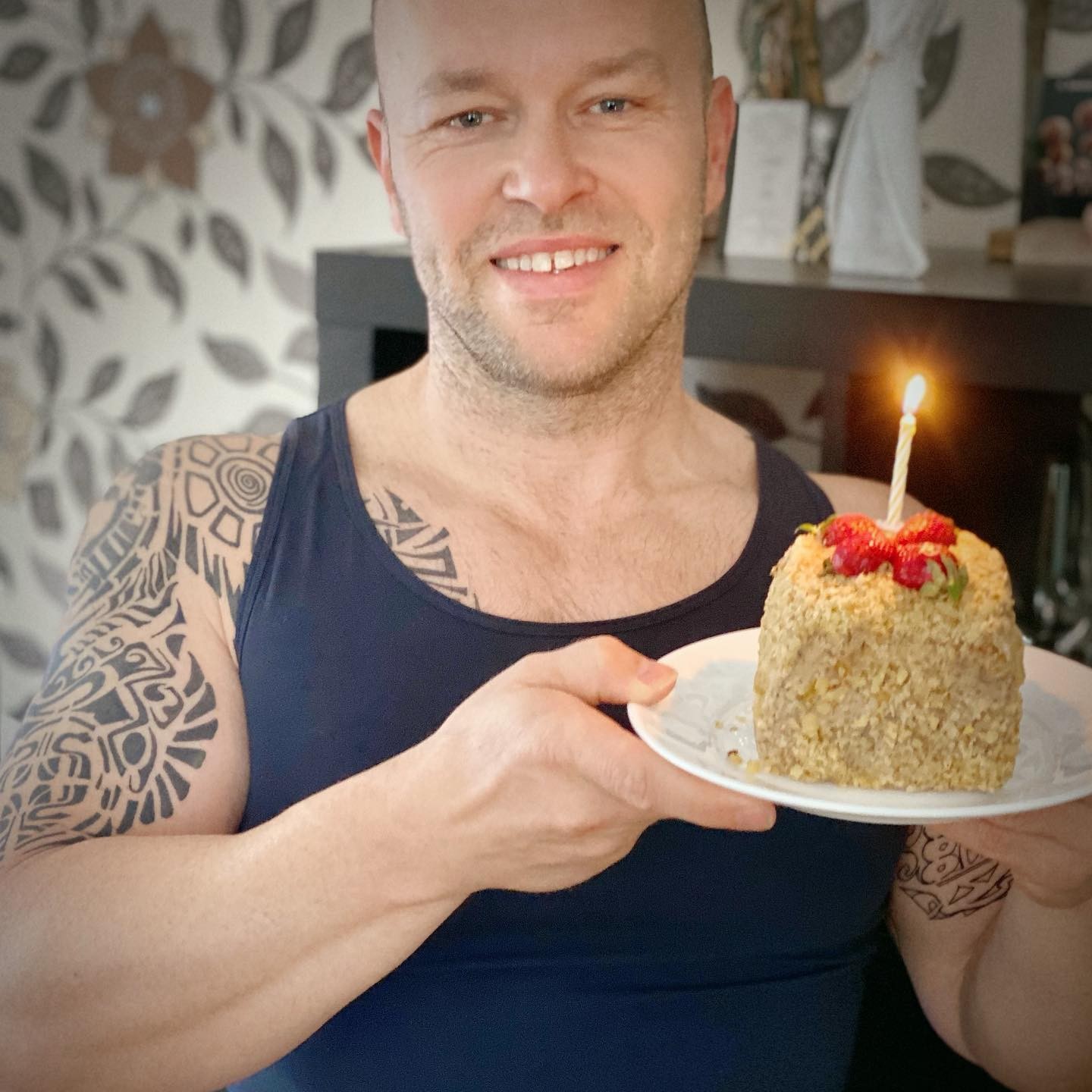 Spevák Richard Čanaky známy ako Zahrajko. 