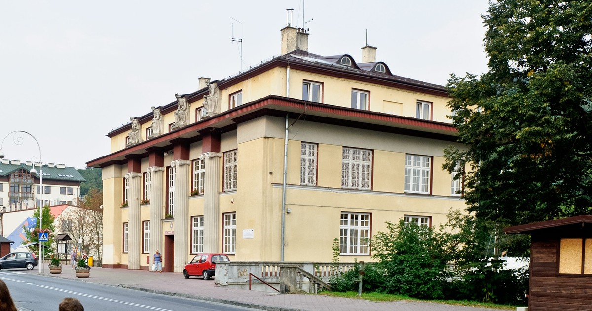 Policja w gabinecie burmistrza. Chodzi o wartą ponad 19 mln zł inwestycję w Krynicy-Zdroju