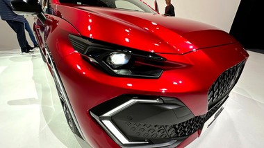 nowe renault wjeżdża do polski. silnik 1.2 zapewnia 1450 km zasięgu. ceny?