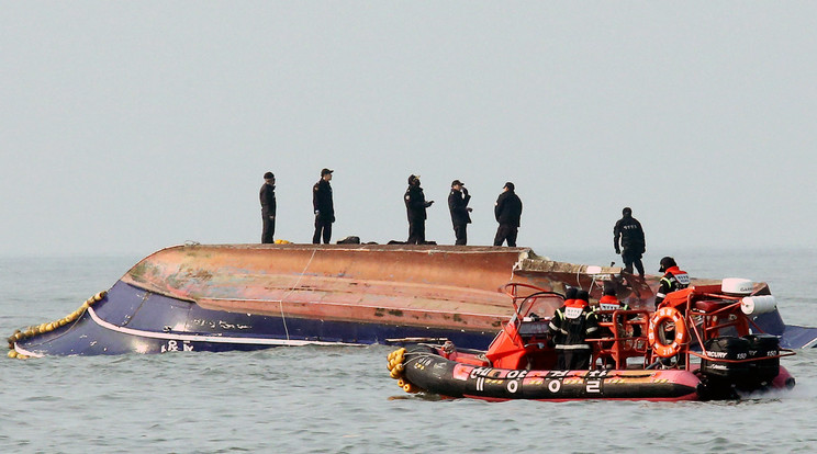 Tartályhajóval ütközött a halászhajó /Fotó:AFP