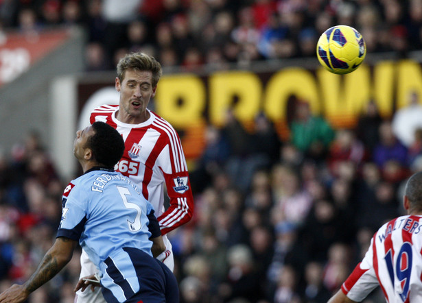 Liga angielska: Peter Crouch w czasie meczu stracił trzy zęby