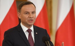 Prezydent: Straż Graniczna dzielnie broni granic Polski w czasach presji migracyjnej