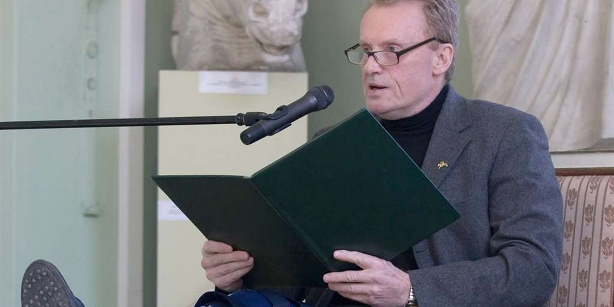 Daniel Olbrychski już po operacji. Zobacz w jakiej jest formie