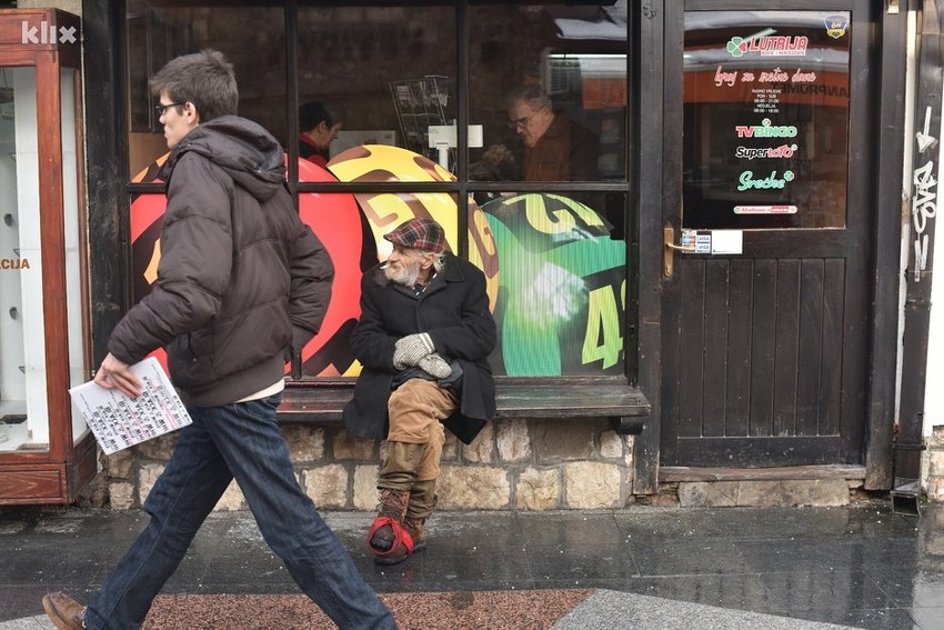 Čovek koji je Bogdanu dao garsonjeru je za njega čuo od svoje ćerke