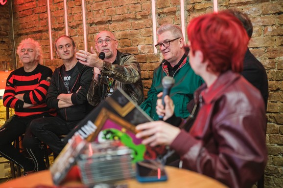 "Goblinima" ukradena kompletna oprema: Članovi benda ispričali anegdote iz karijere i otkrili koja pesma je inspirisana serijom "Grlom u jagode"