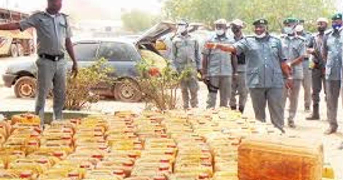 Customs intercepts 234 tonnes of fertiliser along Nigeria-Cameroon border - Vimarsana News