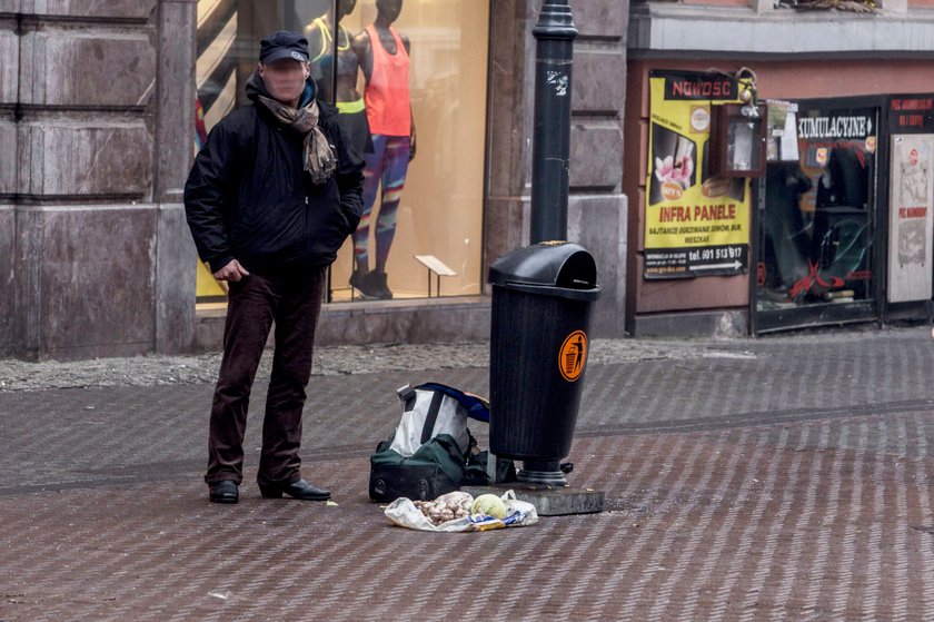 Handlarze na katowickich ulicach