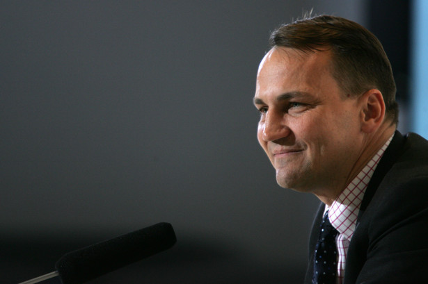 Sikorski o Polakach pobitych przez Niemców: Oczekuję wyjaśnień