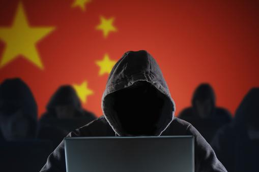 Amerykanie ostrzegają przed chińskimi systemami. Hakowanie nasila się z każdym rokiem.