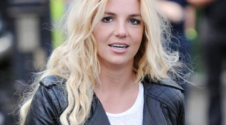 Gyerekeivel érkezett Budapestre Britney Spears 