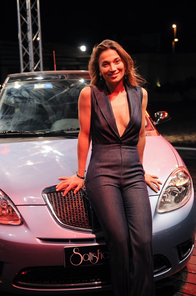 Lancia przyciąga zjawiskowe kobiety