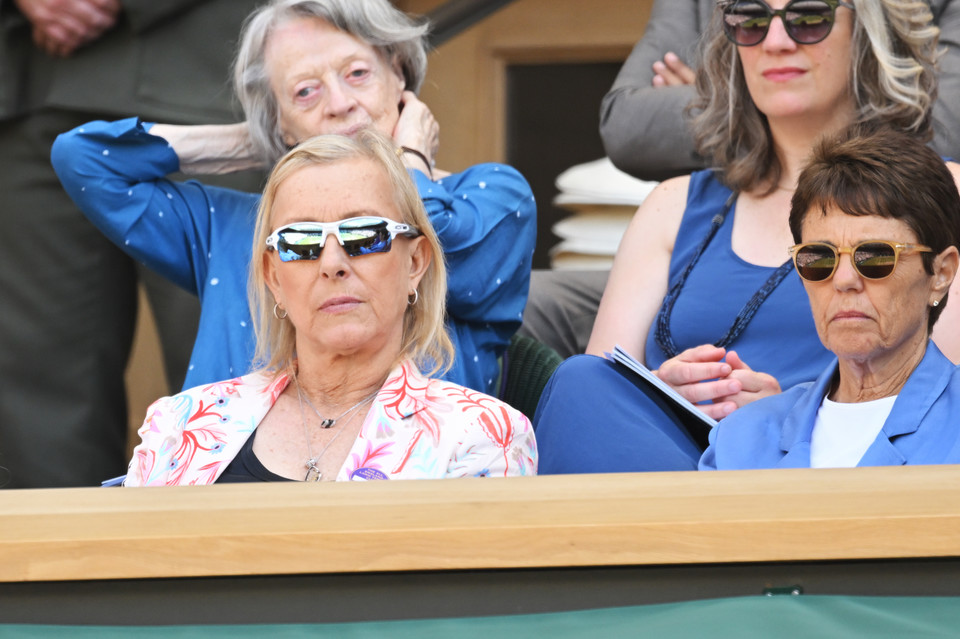 Była tenisistka Martina Navratilova (na zdjęciu po lewej) na finale Wimbledonu
