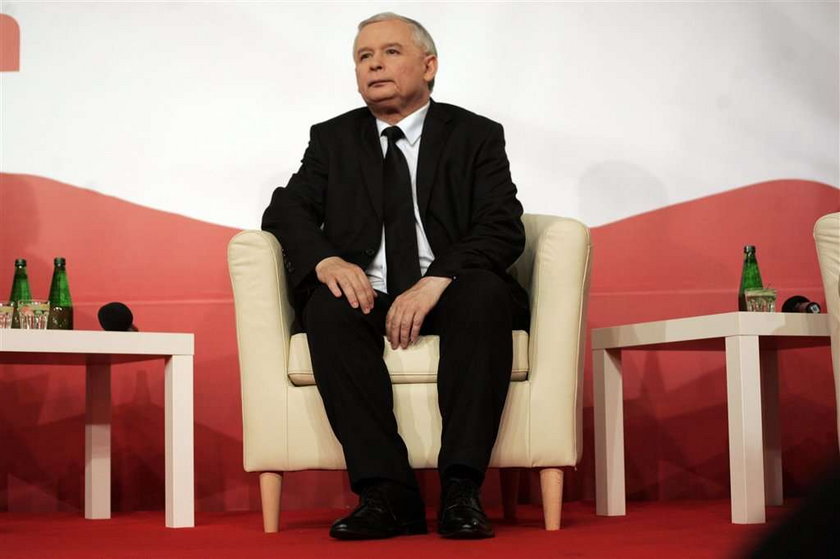 Kaczyński chce lecieć do Rosji. Jako prezydent